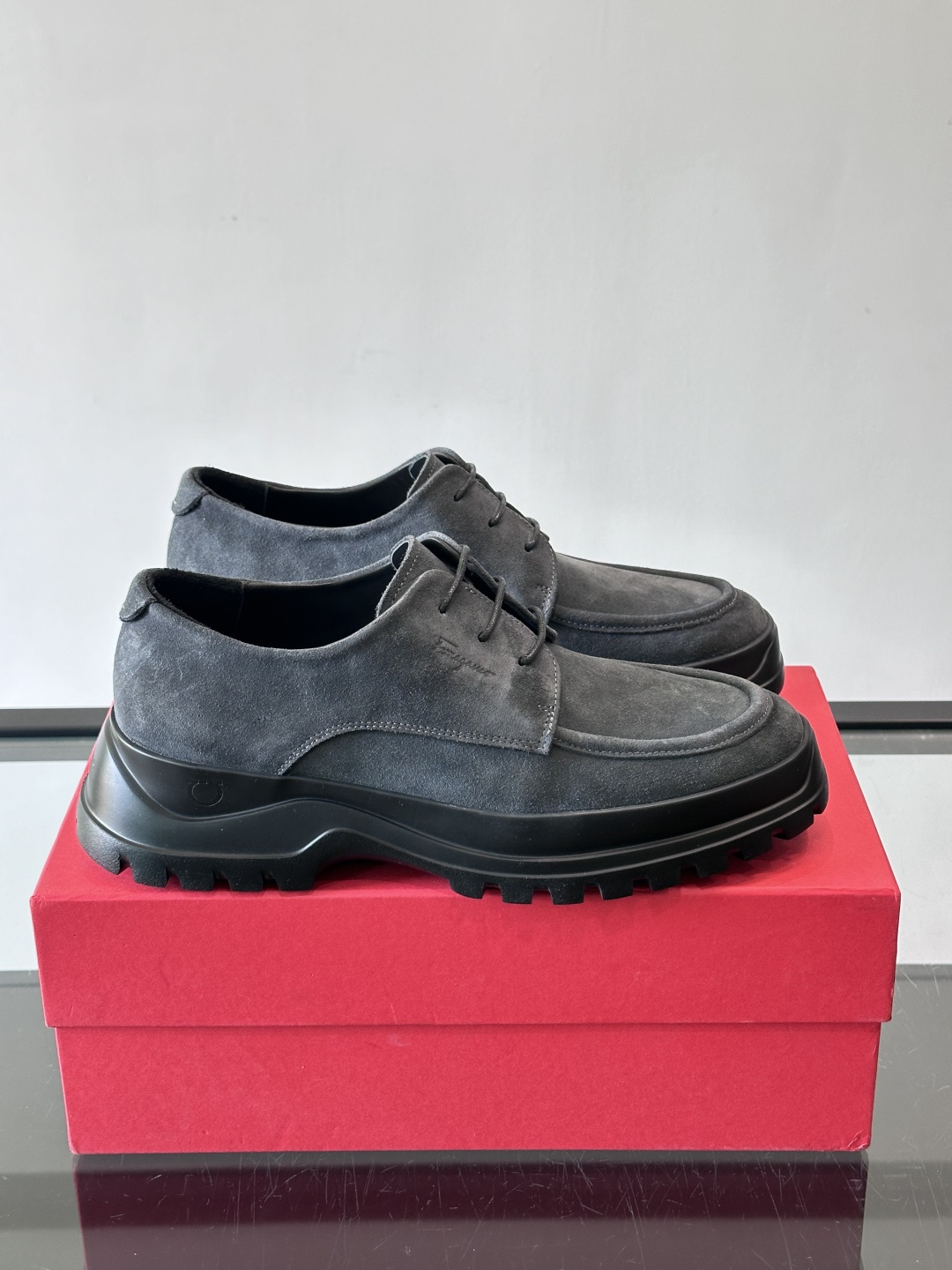 F🆕高端男士正装鞋休闲皮鞋，绅士臻享 型男必备 头层牛皮鞋面 皮质质感一览无余 小牛皮透气内里，橡胶大底