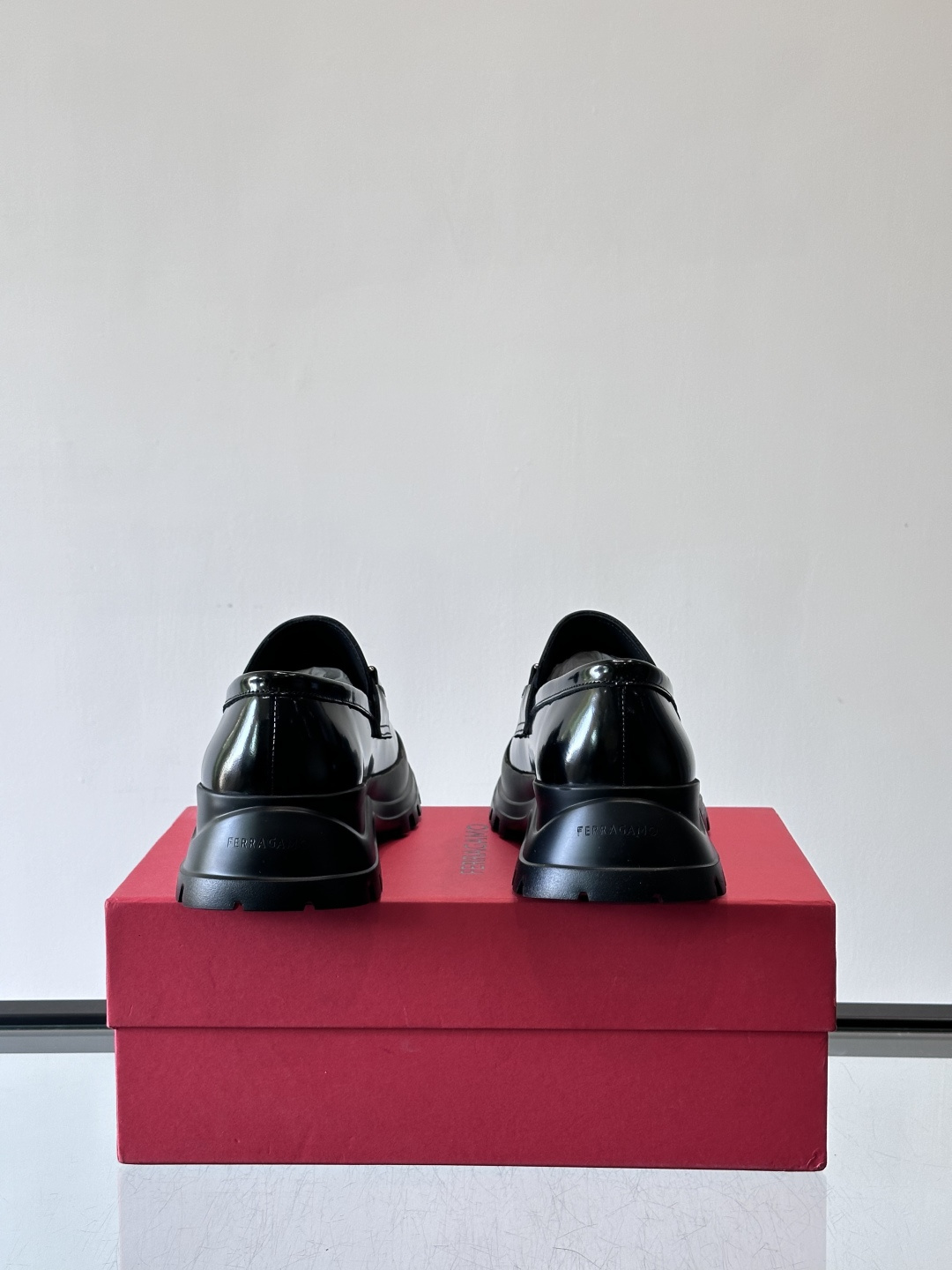 F🆕高端男士正装鞋休闲皮鞋，绅士臻享 型男必备 头层牛皮鞋面 皮质质感一览无余 小牛皮透气内里，橡胶大底