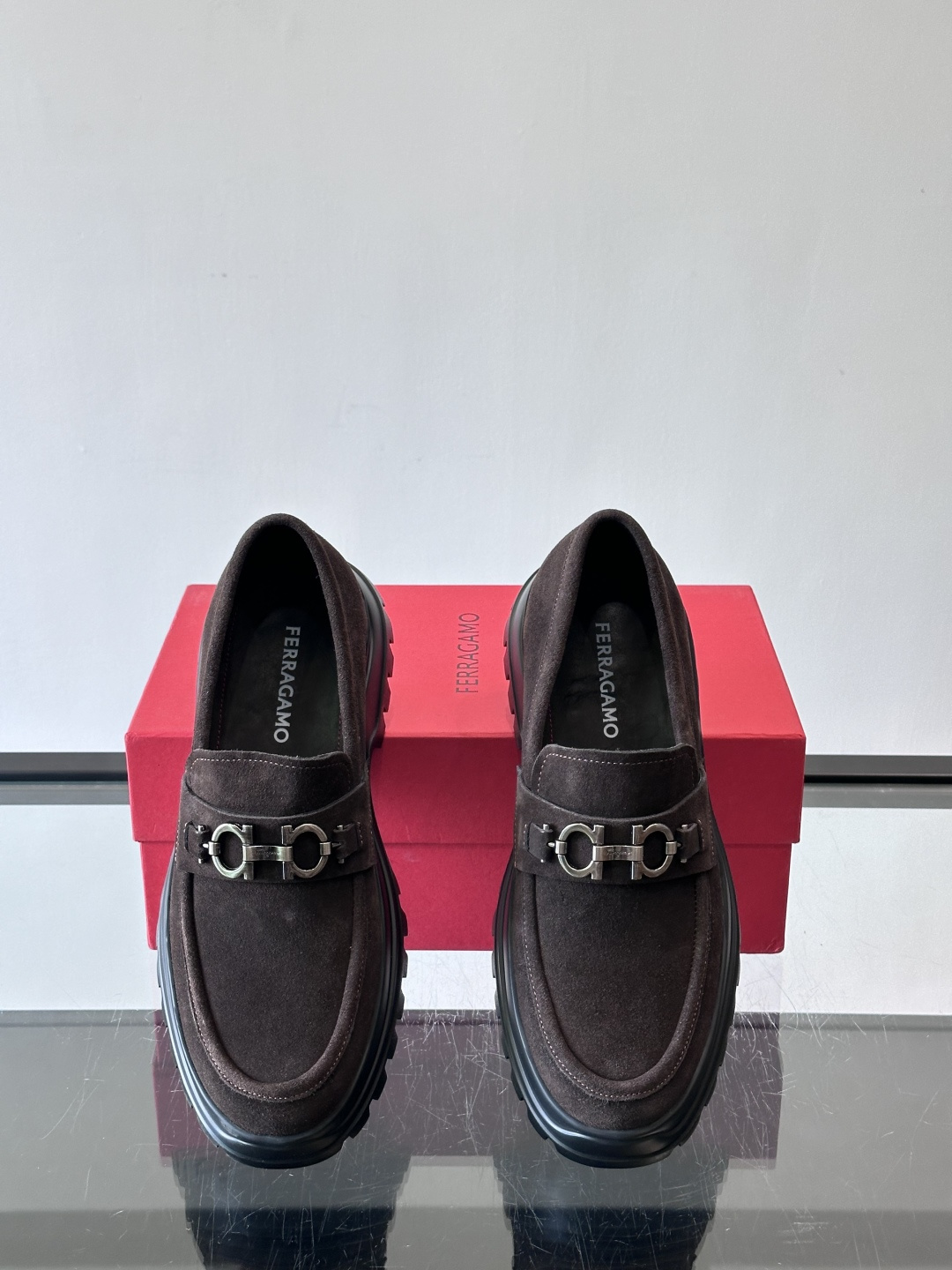 F🆕高端男士正装鞋休闲皮鞋，绅士臻享 型男必备 头层牛皮鞋面 皮质质感一览无余 小牛皮透气内里，橡胶大底