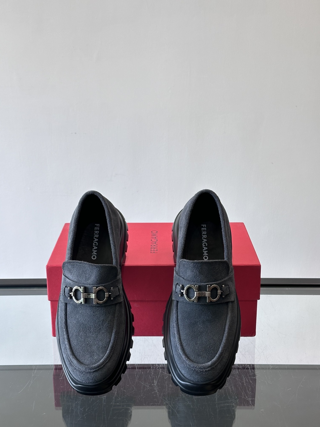 F🆕高端男士正装鞋休闲皮鞋，绅士臻享 型男必备 头层牛皮鞋面 皮质质感一览无余 小牛皮透气内里，橡胶大底