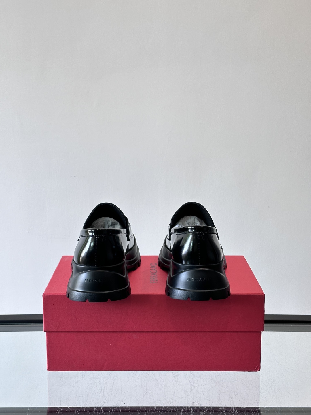 F🆕高端男士正装鞋休闲皮鞋，绅士臻享 型男必备 头层牛皮鞋面 皮质质感一览无余 小牛皮透气内里，橡胶大底