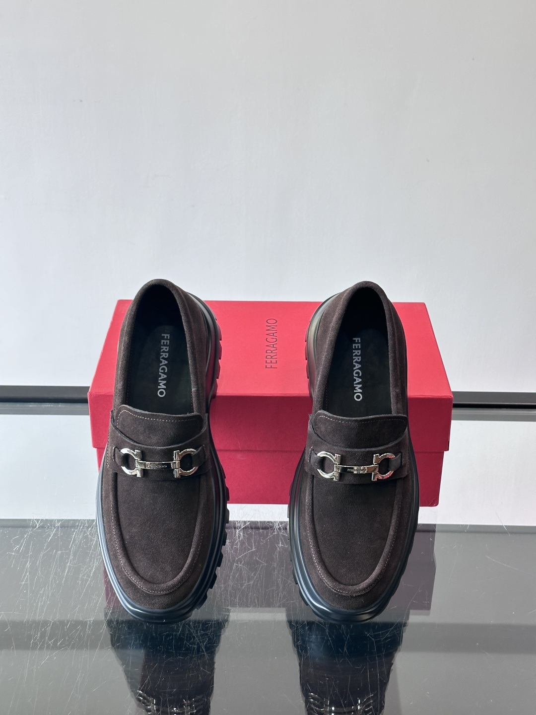 F🆕高端男士正装鞋休闲皮鞋，绅士臻享 型男必备 头层牛皮鞋面 皮质质感一览无余 小牛皮透气内里，橡胶大底