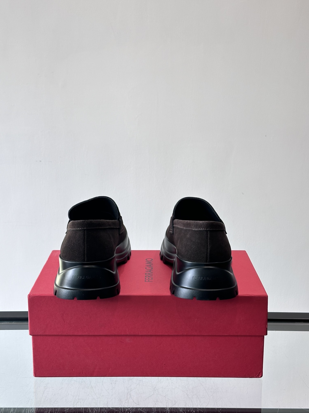 F🆕高端男士正装鞋休闲皮鞋，绅士臻享 型男必备 头层牛皮鞋面 皮质质感一览无余 小牛皮透气内里，橡胶大底