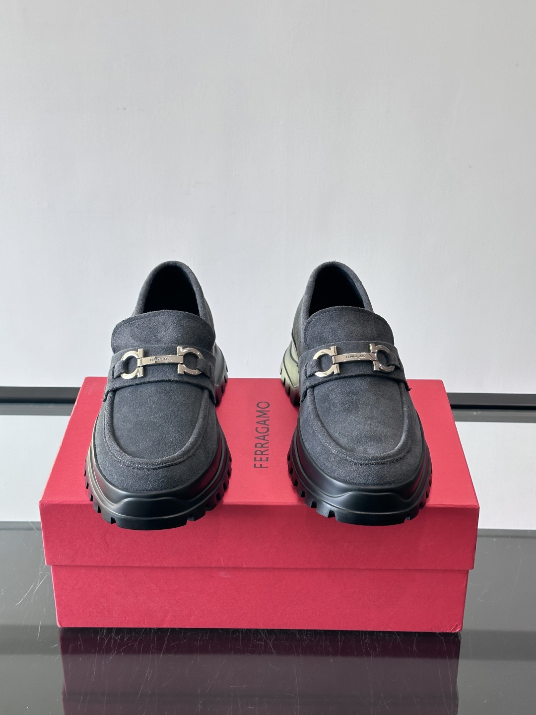 F🆕高端男士正装鞋休闲皮鞋，绅士臻享 型男必备 头层牛皮鞋面 皮质质感一览无余 小牛皮透气内里，橡胶大底