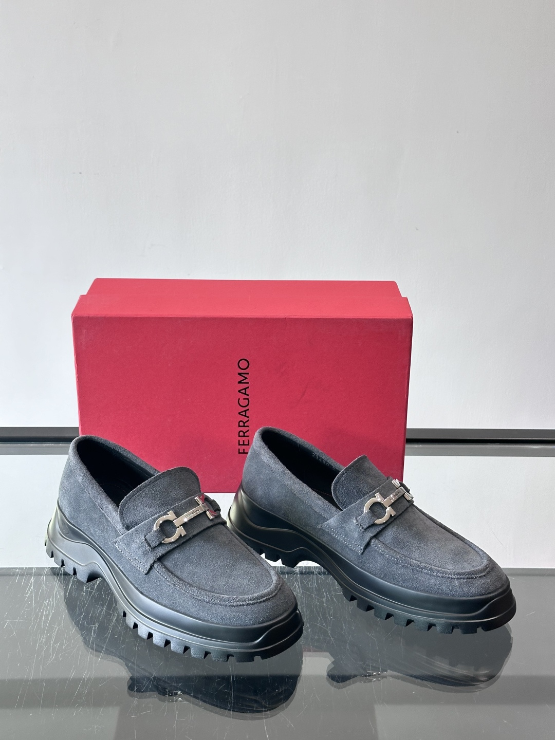 F🆕高端男士正装鞋休闲皮鞋，绅士臻享 型男必备 头层牛皮鞋面 皮质质感一览无余 小牛皮透气内里，橡胶大底