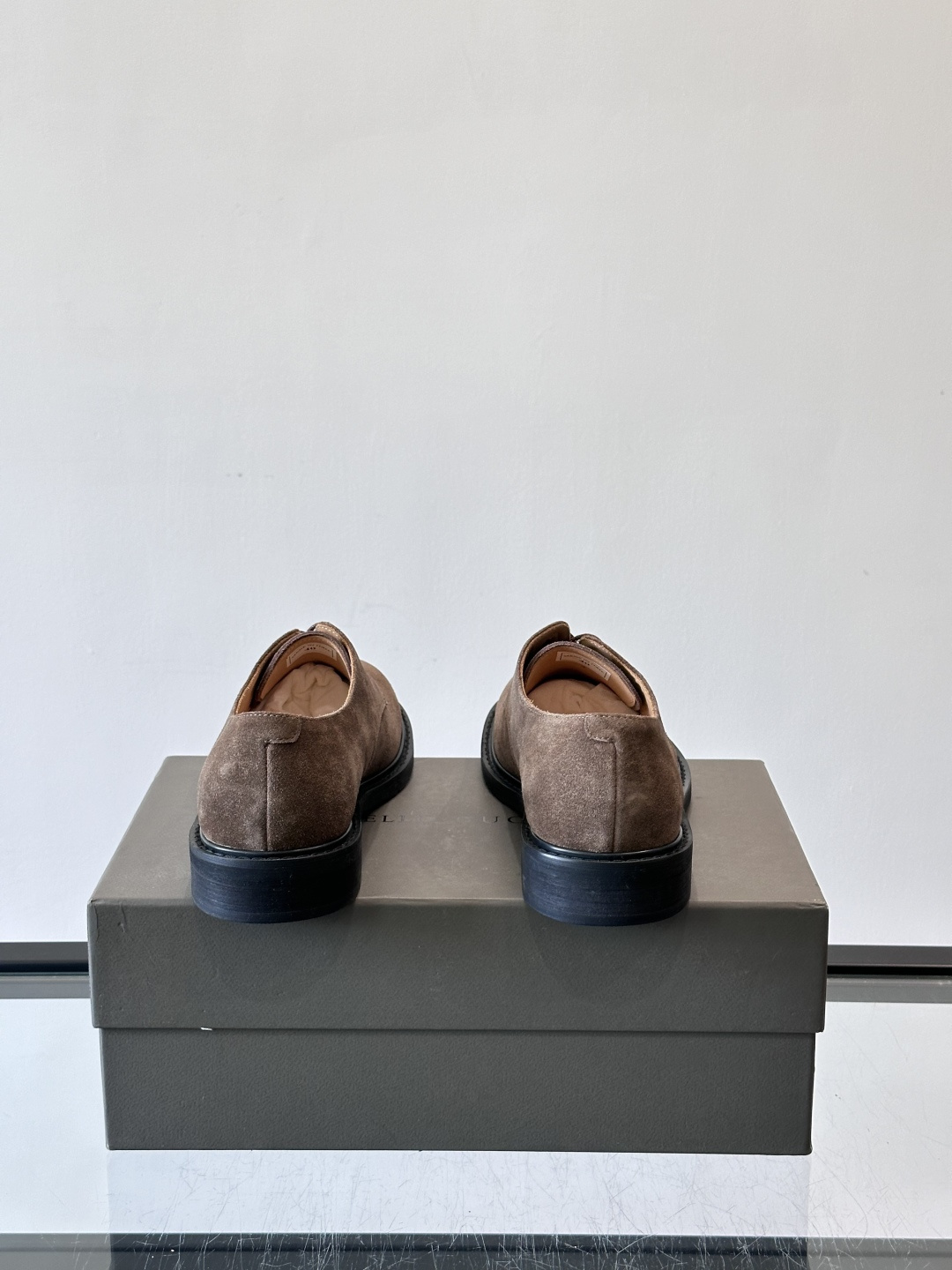 Brunello Cucinelli 高端男士休闲皮鞋，原版进口皮料打造，此款鞋型堪称经典，永不过时！真