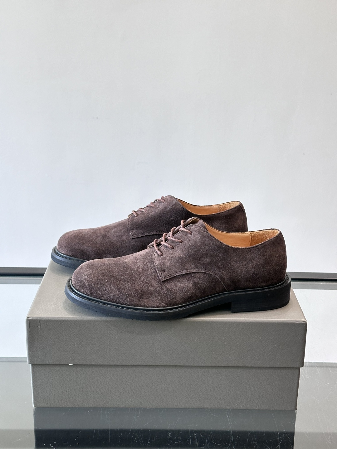 Brunello Cucinelli 高端男士休闲皮鞋，原版进口皮料打造，此款鞋型堪称经典，永不过时！真