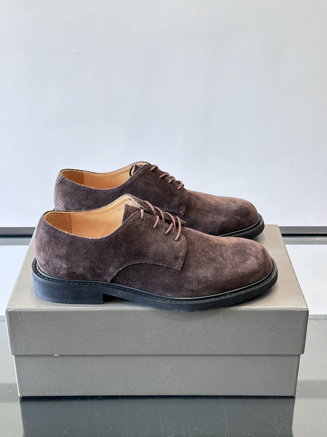 Brunello Cucinelli 高端男士休闲皮鞋，原版进口皮料打造，此款鞋型堪称经典，永不过时！真