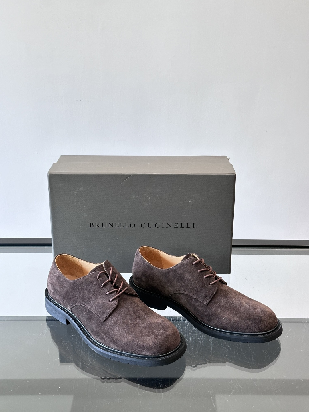 Brunello Cucinelli 高端男士休闲皮鞋，原版进口皮料打造，此款鞋型堪称经典，永不过时！真