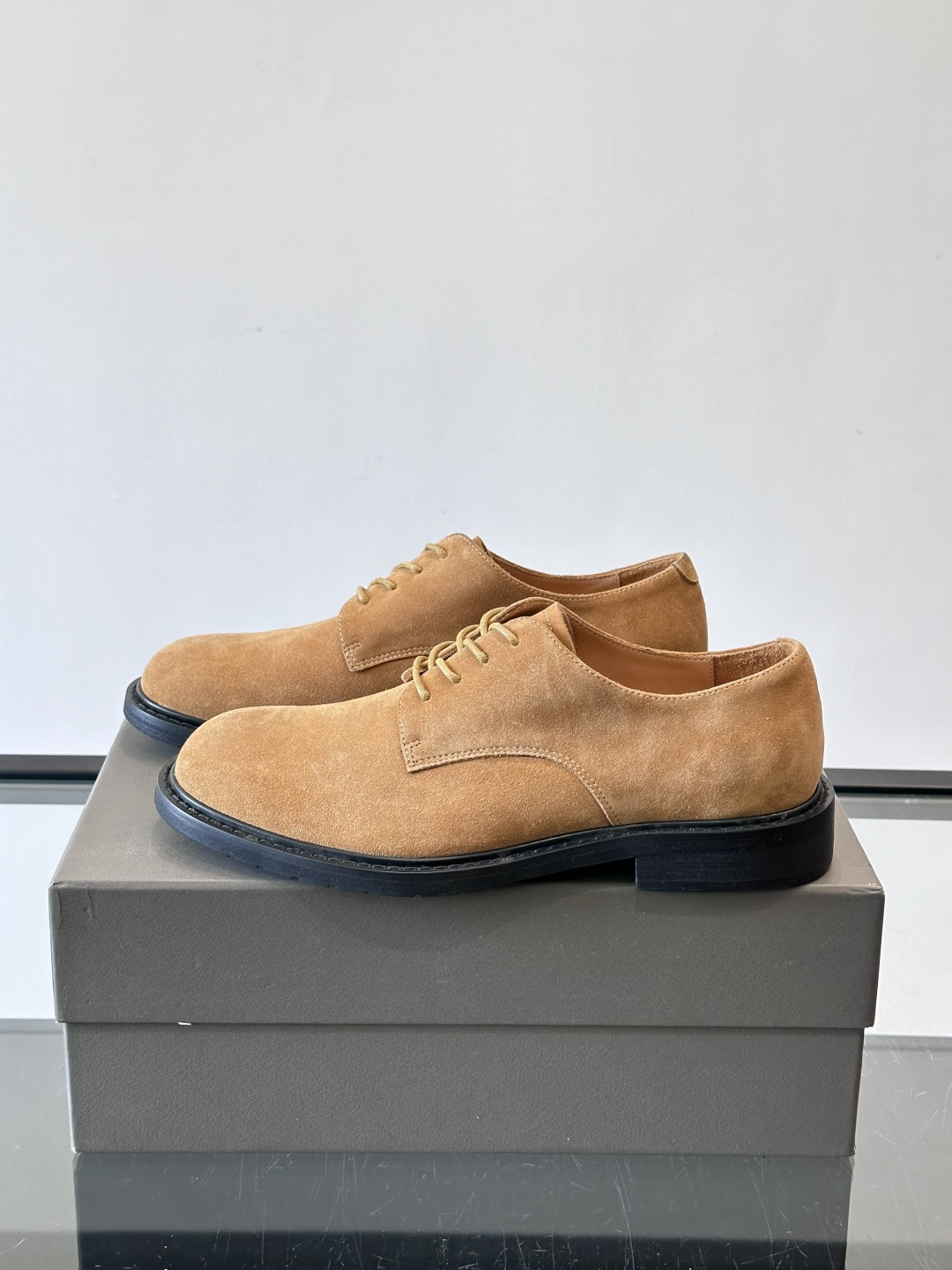 Brunello Cucinelli 高端男士休闲皮鞋，原版进口皮料打造，此款鞋型堪称经典，永不过时！真