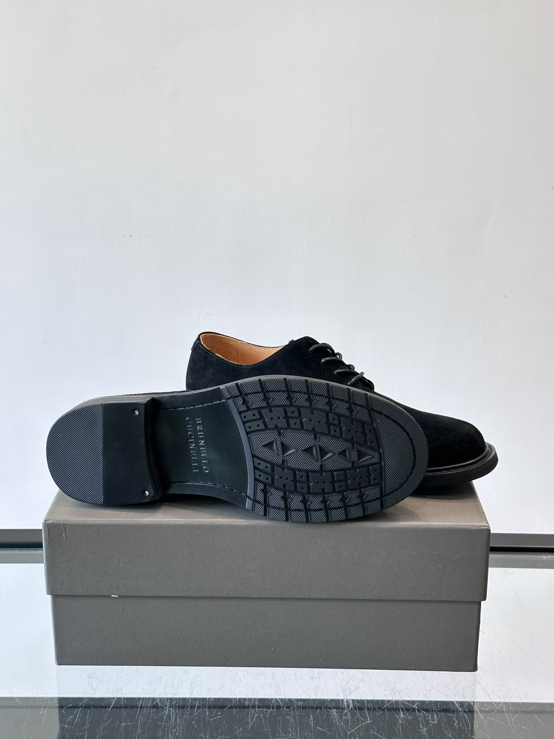 Brunello Cucinelli 高端男士休闲皮鞋，原版进口皮料打造，此款鞋型堪称经典，永不过时！真