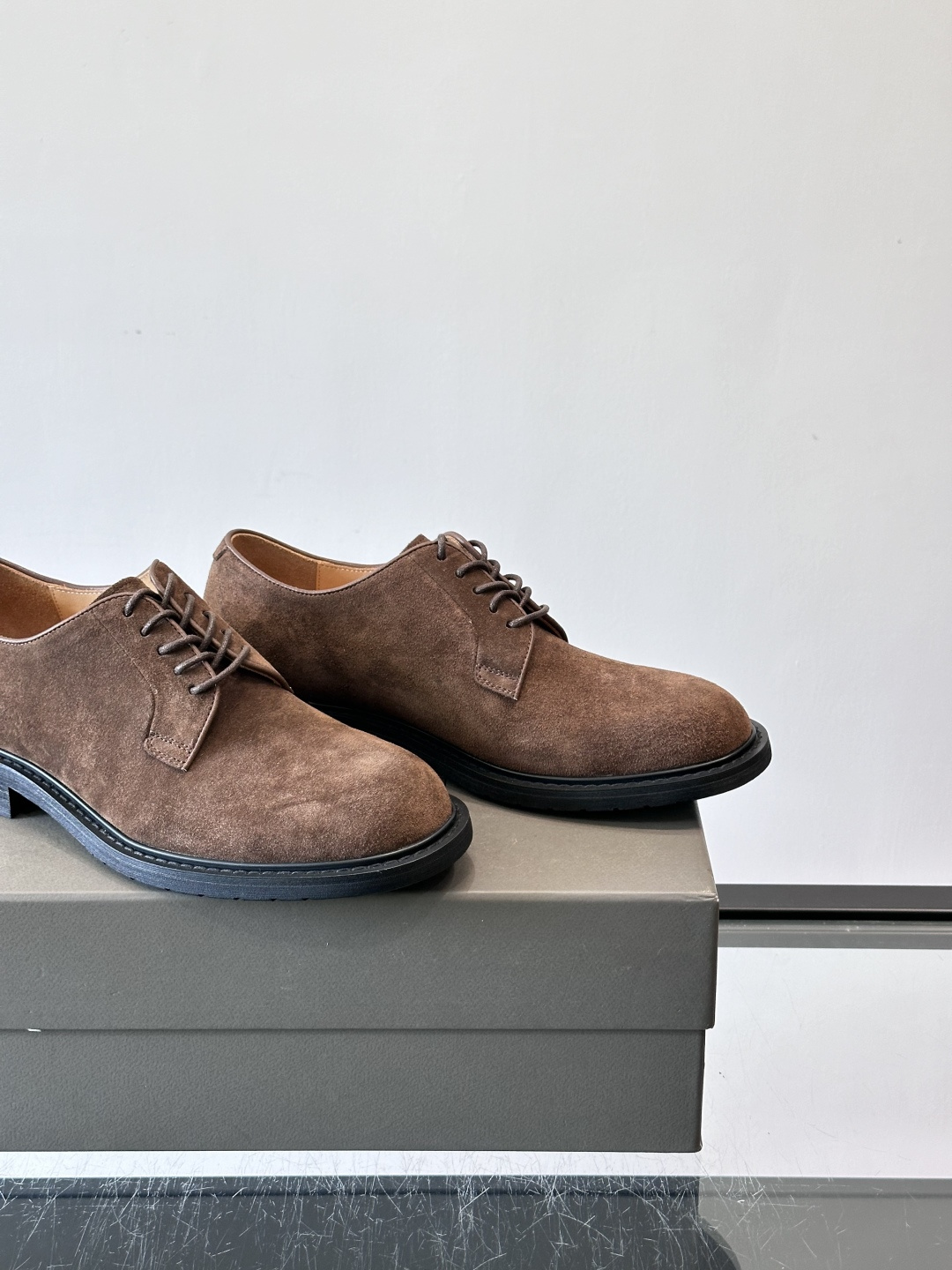 Brunello Cucinelli 高端男士休闲皮鞋，原版进口皮料打造，此款鞋型堪称经典，永不过时！真