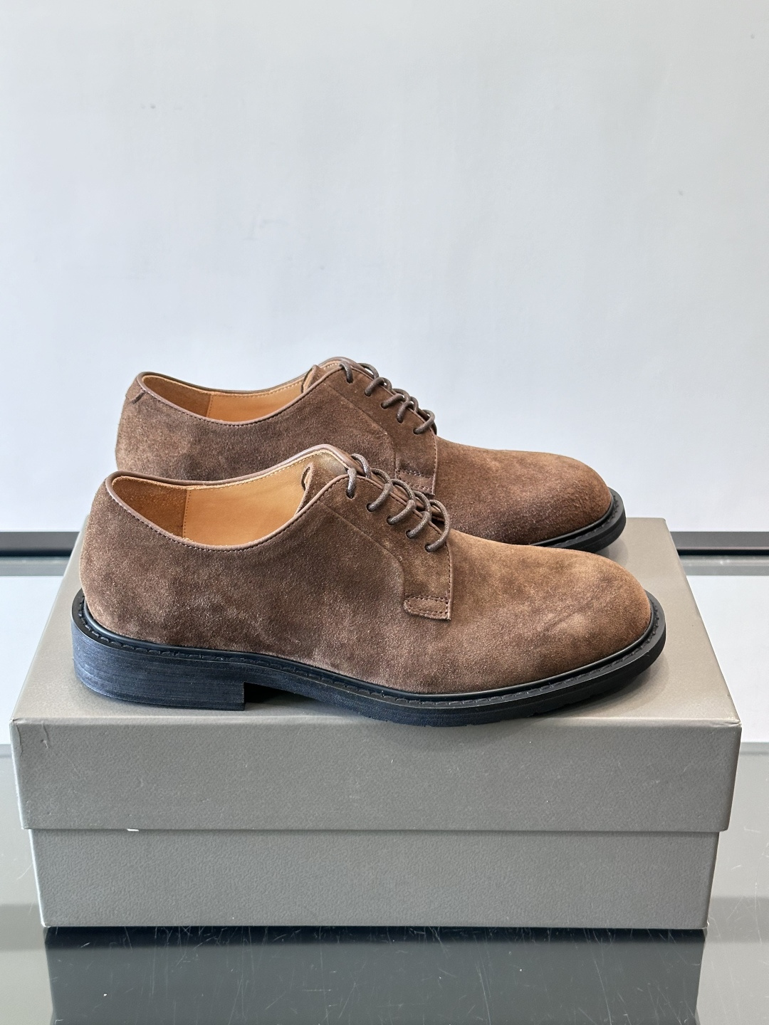 Brunello Cucinelli 高端男士休闲皮鞋，原版进口皮料打造，此款鞋型堪称经典，永不过时！真