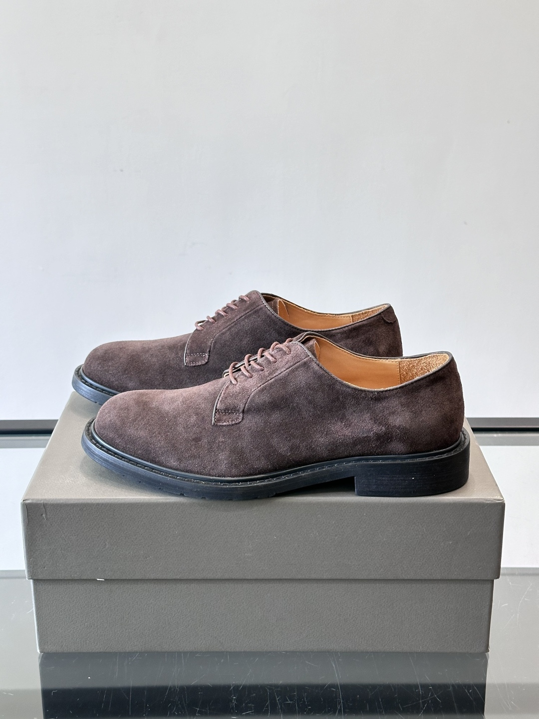 Brunello Cucinelli 高端男士休闲皮鞋，原版进口皮料打造，此款鞋型堪称经典，永不过时！真