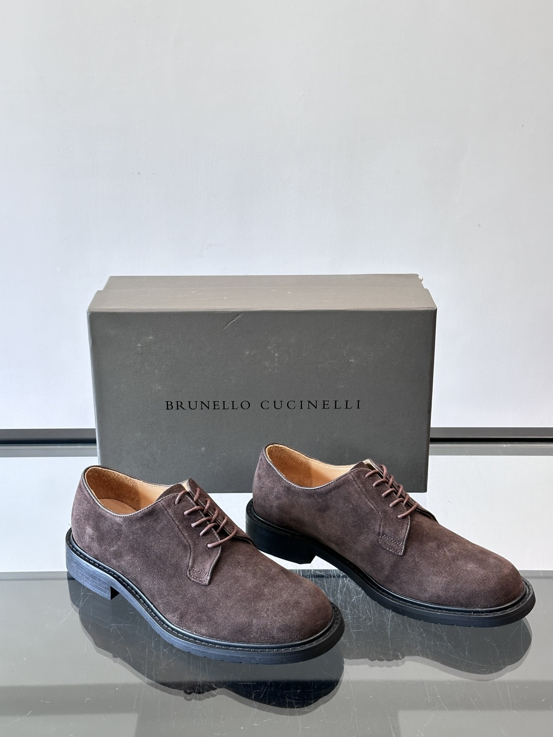 Brunello Cucinelli 高端男士休闲皮鞋，原版进口皮料打造，此款鞋型堪称经典，永不过时！真