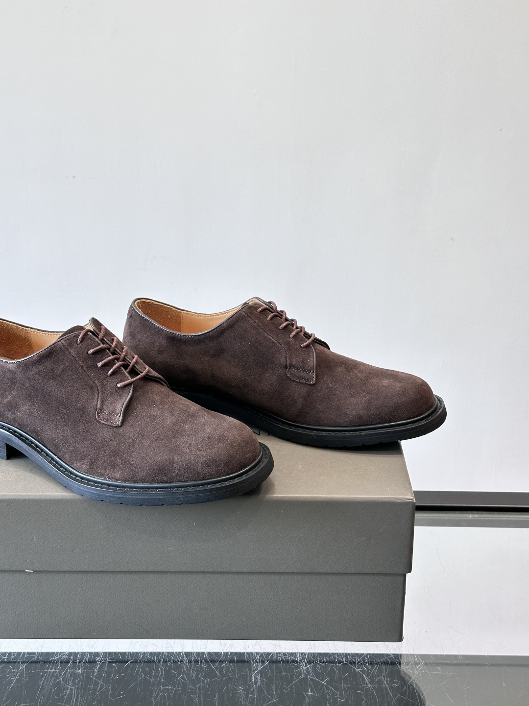 Brunello Cucinelli 高端男士休闲皮鞋，原版进口皮料打造，此款鞋型堪称经典，永不过时！真