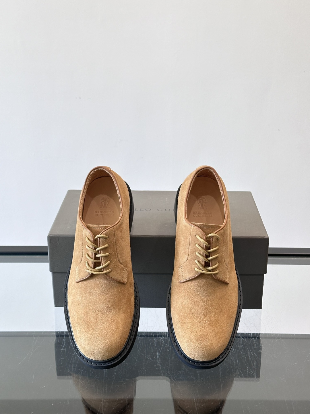 Brunello Cucinelli 高端男士休闲皮鞋，原版进口皮料打造，此款鞋型堪称经典，永不过时！真