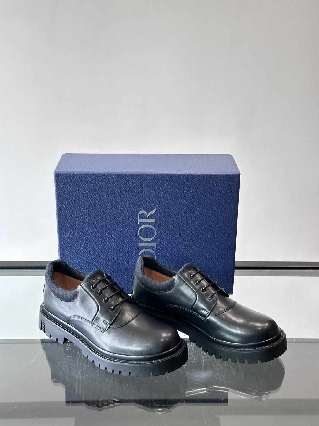 Dior 2026春季ExPlor德比鞋，黑色皮革+Oblique印花拼接，细节满分！厚底橡胶鞋底，防滑