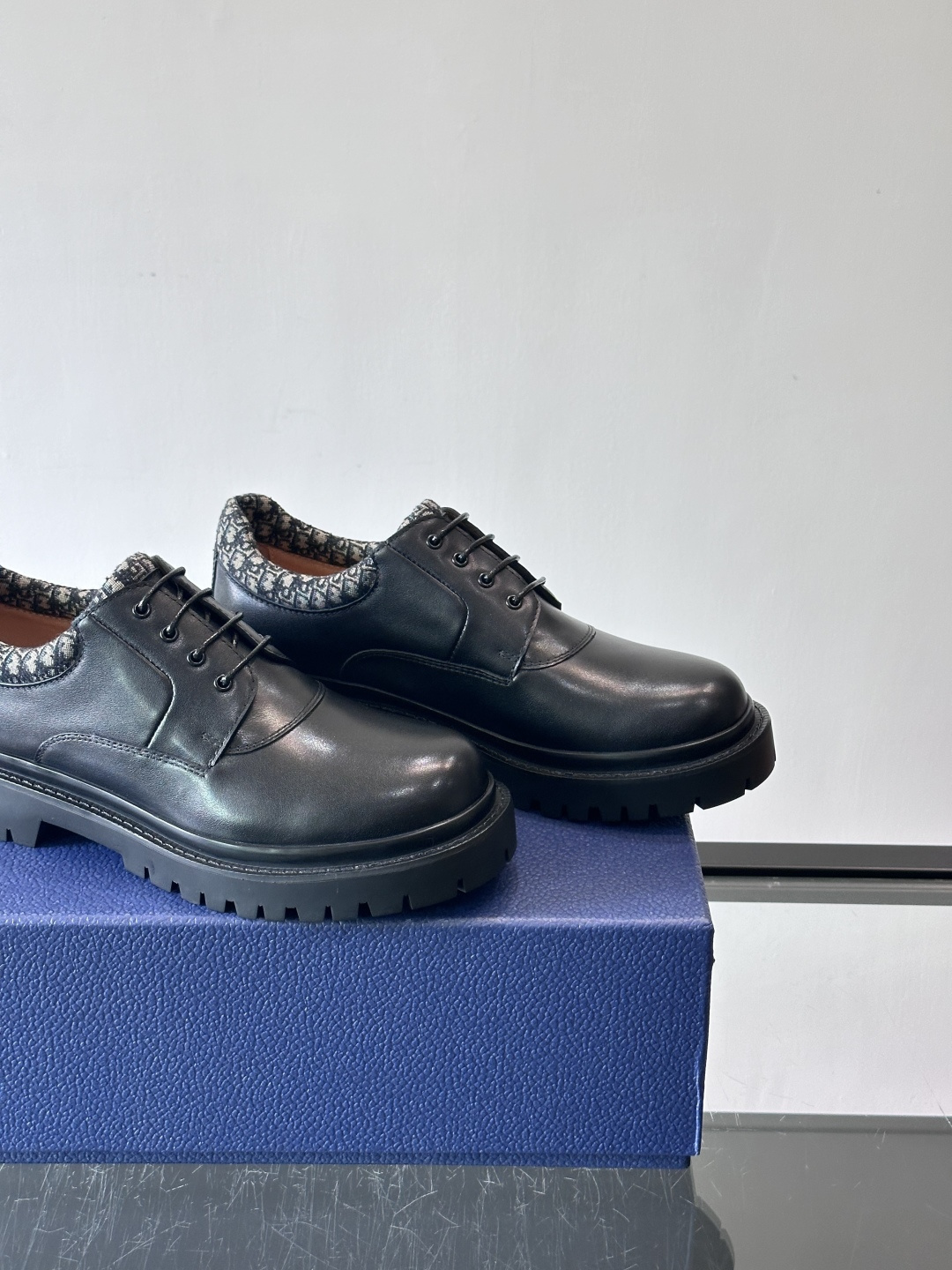 Dior 2026春季ExPlor德比鞋，黑色皮革+Oblique印花拼接，细节满分！厚底橡胶鞋底，防滑