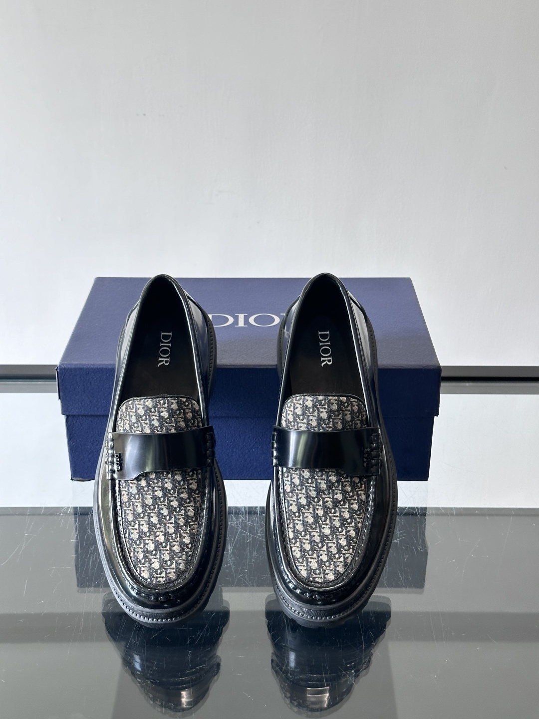 Dior 2026春季男士德比鞋，黑色皮革+Oblique印花拼接，细节满分！厚底橡胶鞋底，防滑又舒适，