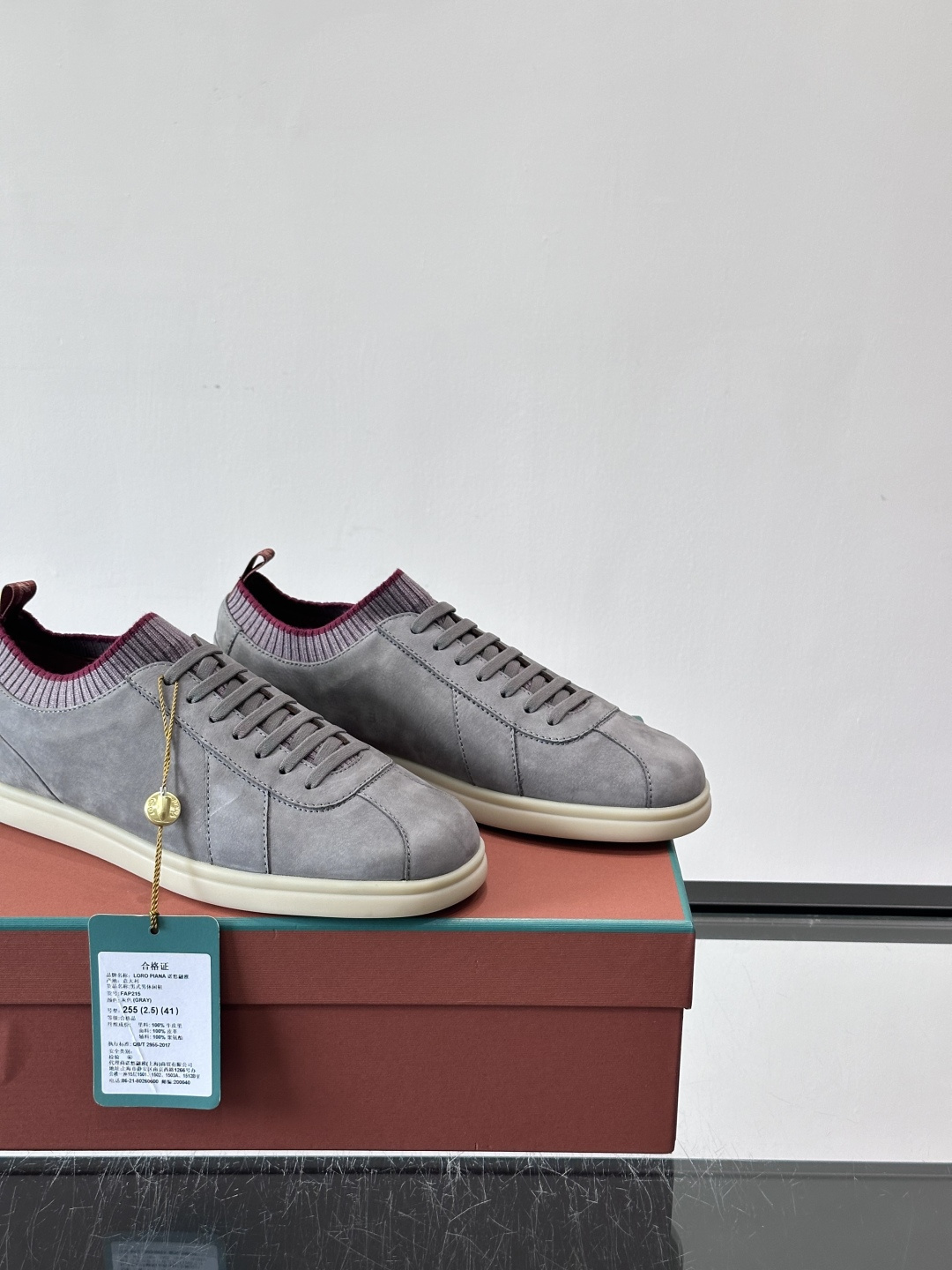 👟Loro Piana Soho 2.0 Walk男士休闲鞋，选用优质小牛皮，触感柔软细腻，简约百搭✨。