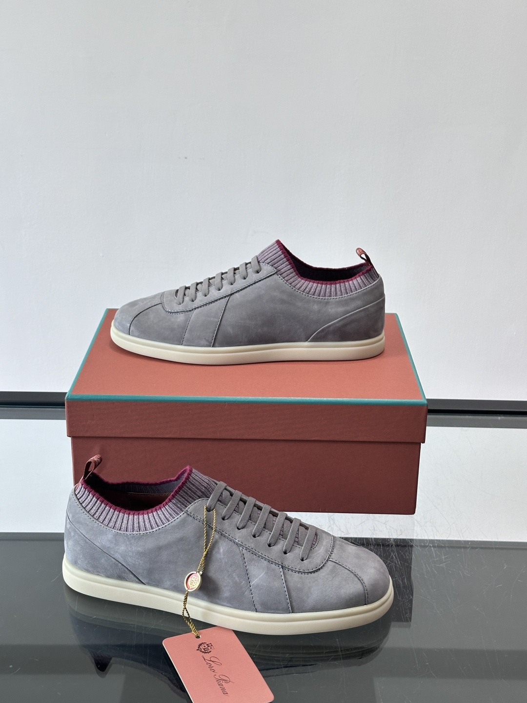 👟Loro Piana Soho 2.0 Walk男士休闲鞋，选用优质小牛皮，触感柔软细腻，简约百搭✨。
