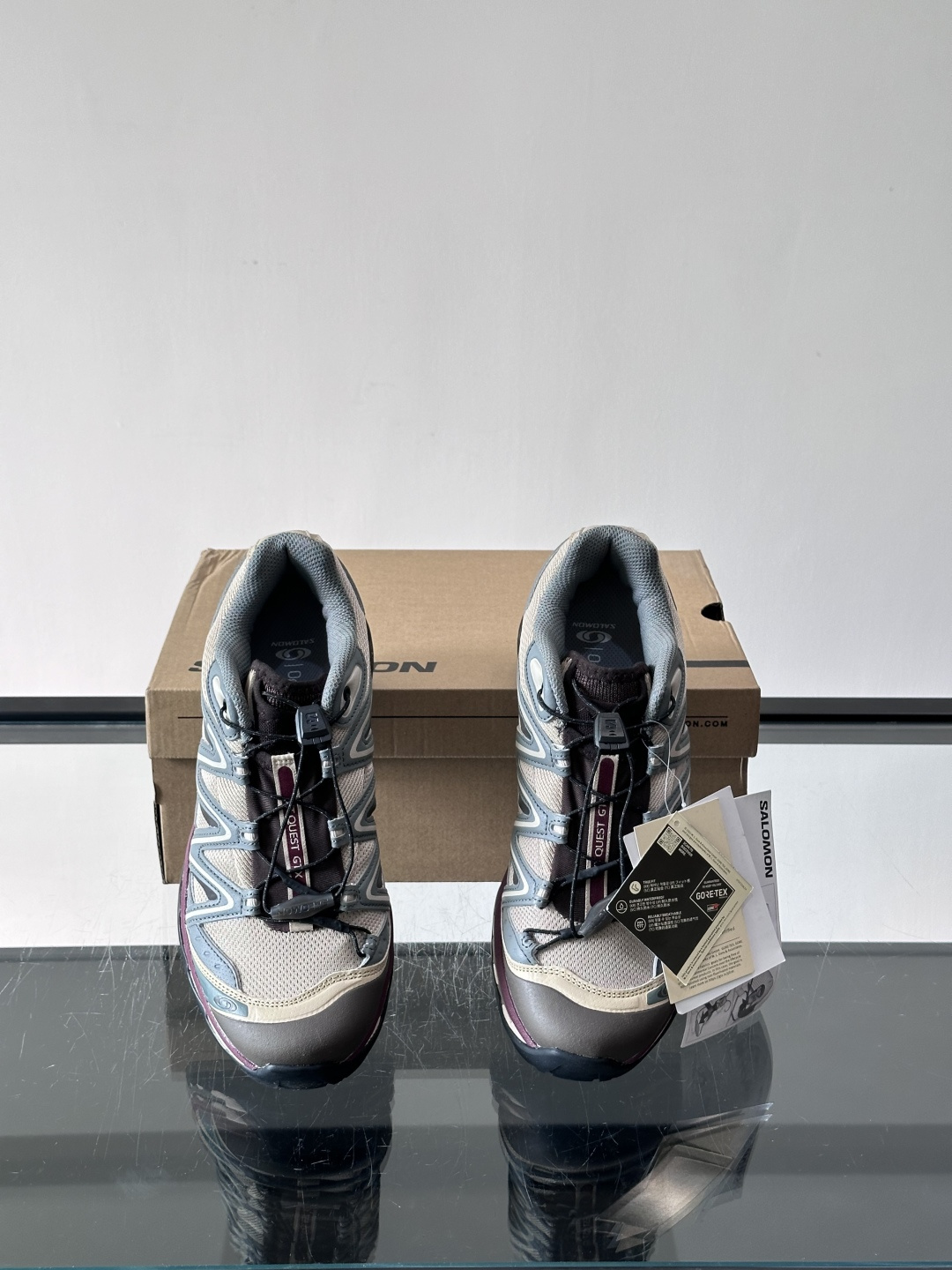 👟萨洛蒙XT-QUEST GTX徒步鞋，配色超酷，GORE-TEX防水科技加持，户外徒步、登山都能轻松应