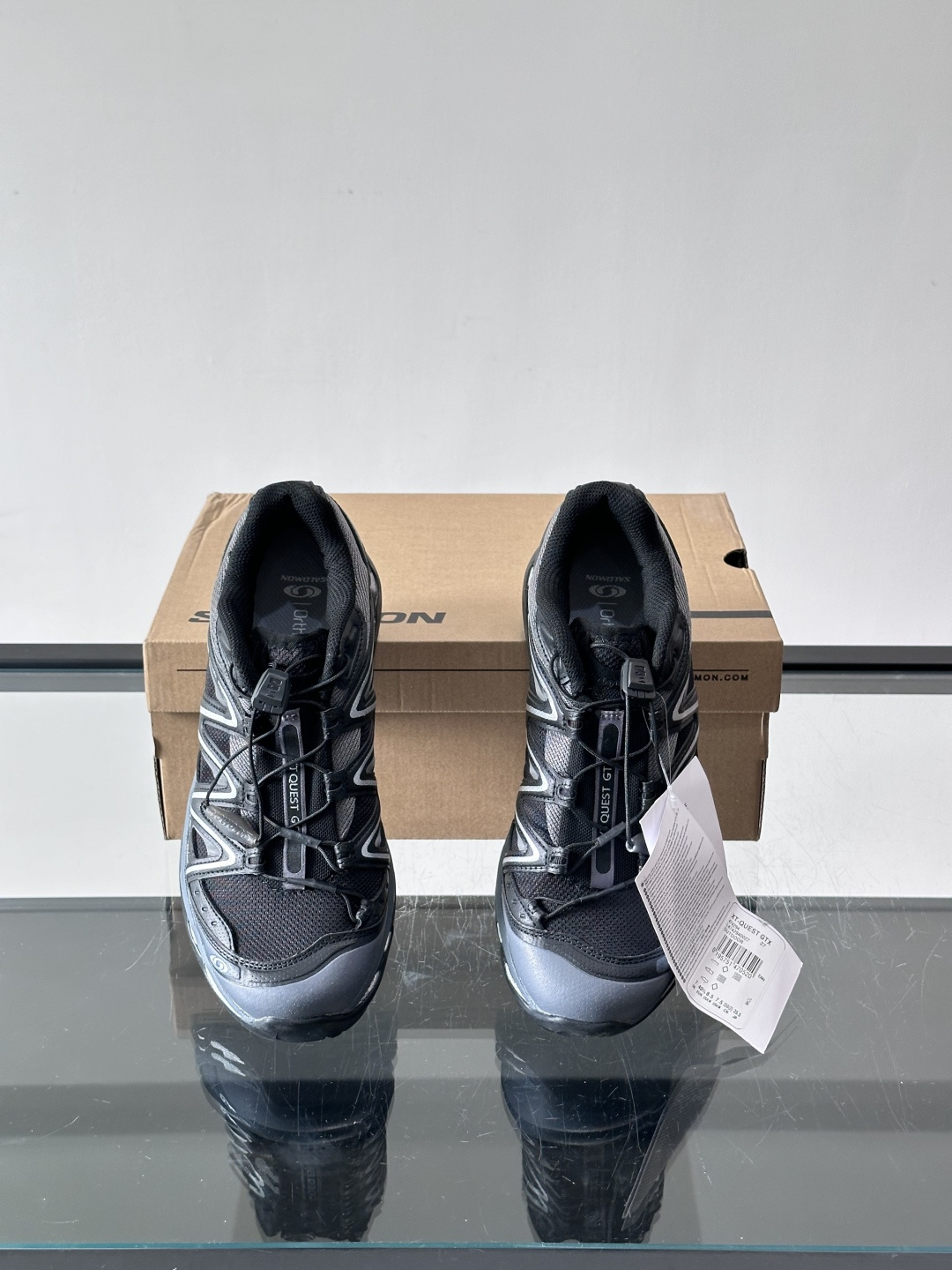 👟萨洛蒙XT-QUEST GTX徒步鞋，配色超酷，GORE-TEX防水科技加持，户外徒步、登山都能轻松应