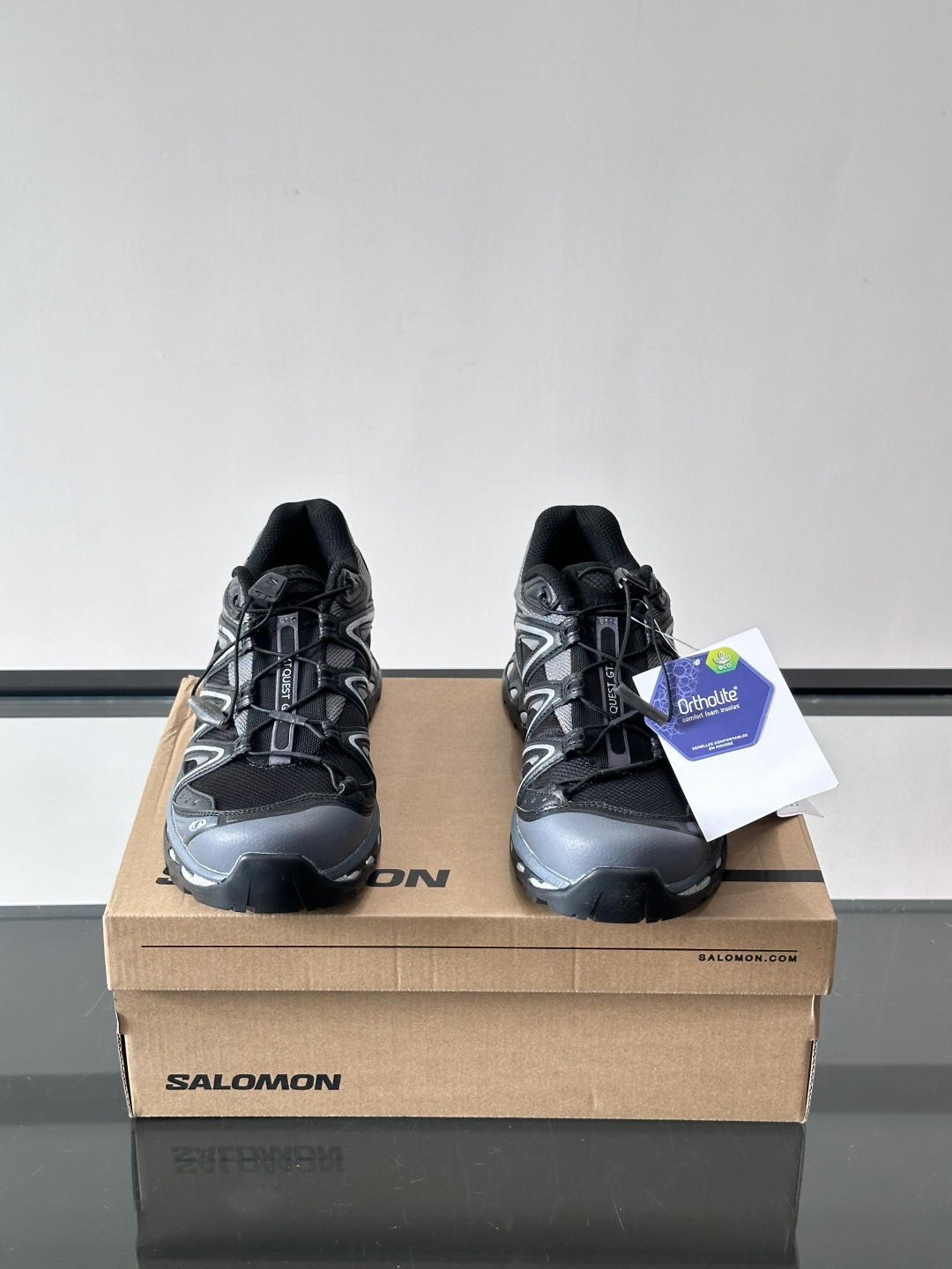 👟萨洛蒙XT-QUEST GTX徒步鞋，配色超酷，GORE-TEX防水科技加持，户外徒步、登山都能轻松应