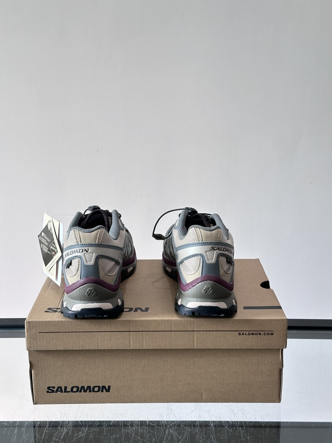 👟萨洛蒙XT-QUEST GTX徒步鞋，配色超酷，GORE-TEX防水科技加持，户外徒步、登山都能轻松应