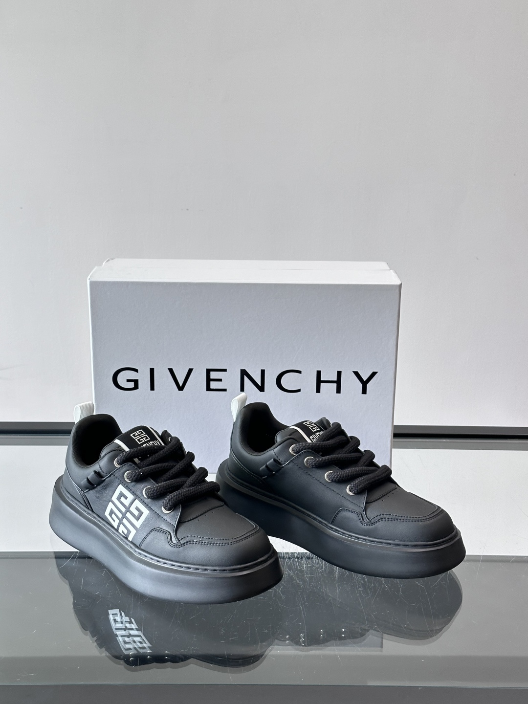 ▫️Gv *y～全新GIV 1男士厚底增高休闲运动鞋，鞋面高品质小牛皮制成！上脚效果帅气有型，增高4CM