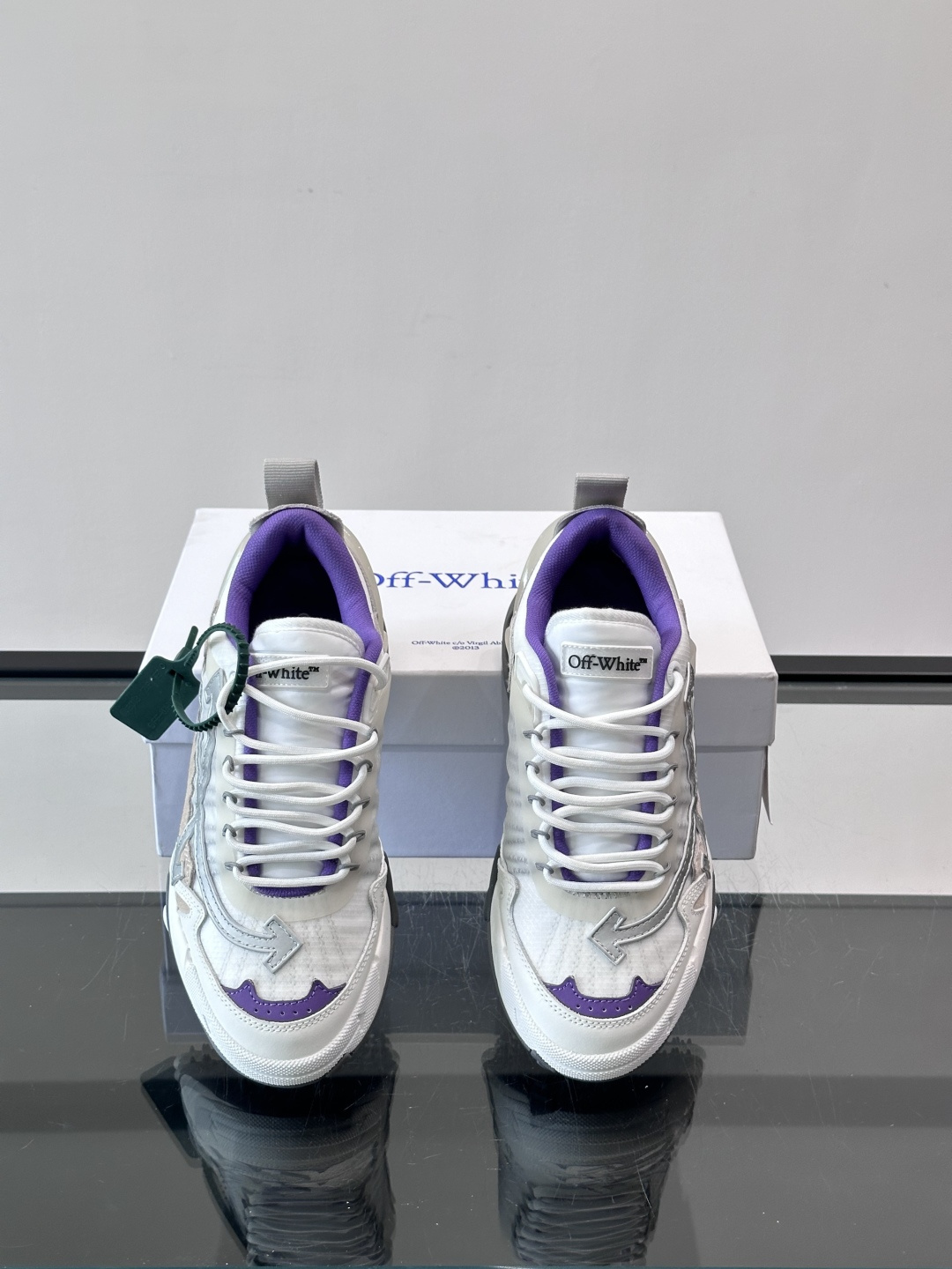 👟Off-White Moccasin 2.0情侣款👫运动鞋，多色拼接，网布➕牛皮材质，层次感满满。鞋侧