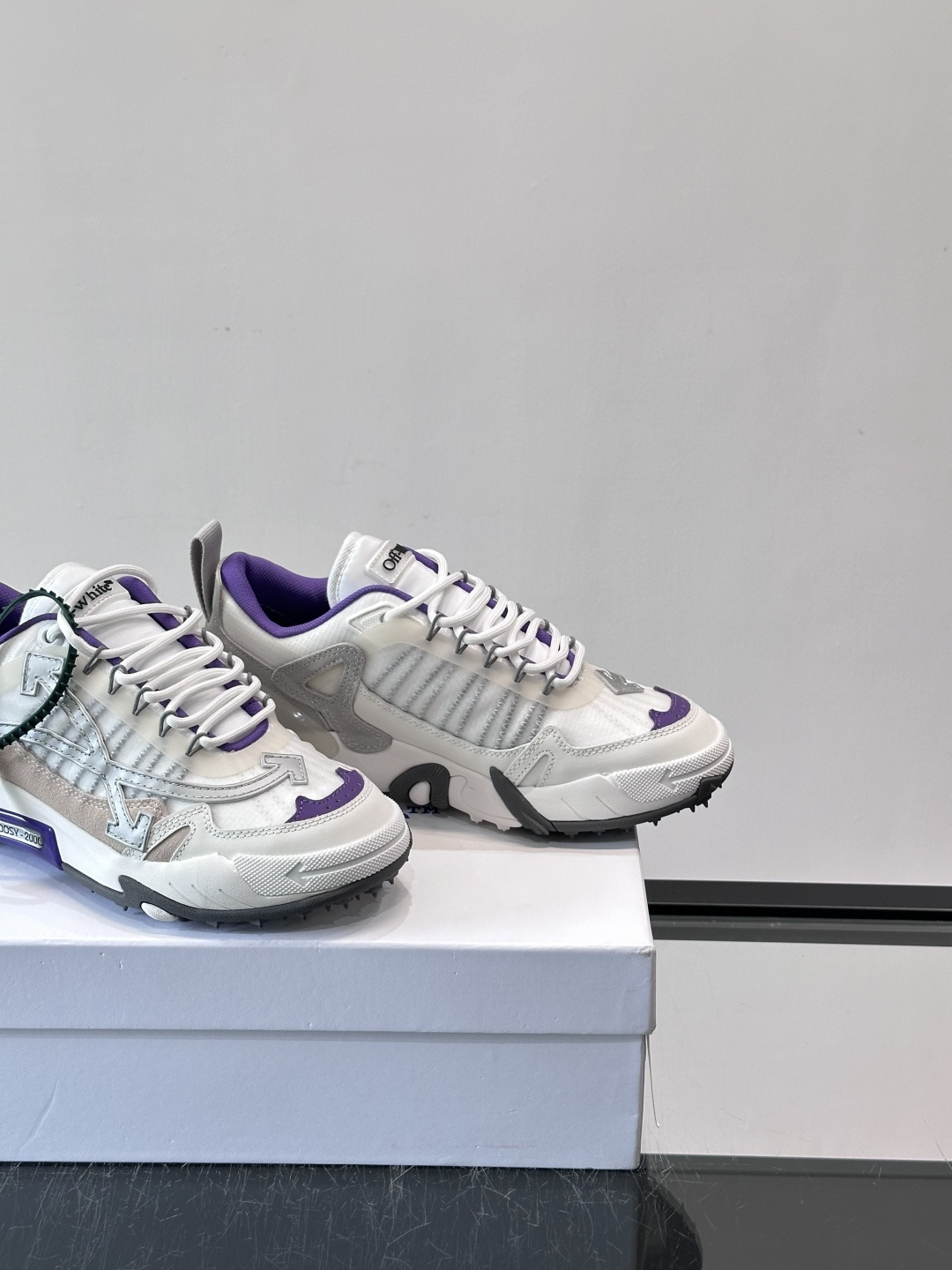 👟Off-White Moccasin 2.0情侣款👫运动鞋，多色拼接，网布➕牛皮材质，层次感满满。鞋侧