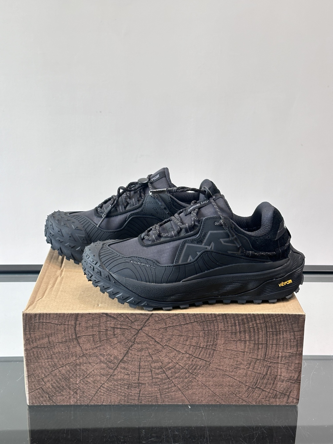 👟可隆LITCAMPMEGA徒步鞋，配色超美！GORE-TEX防水，户外雨天也不怕湿脚。Vibram大底