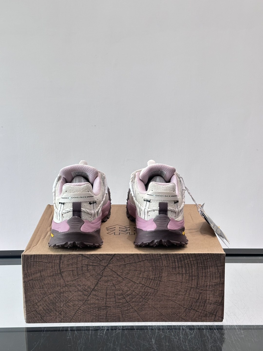 👟可隆LITCAMPMEGA徒步鞋，配色超美！GORE-TEX防水，户外雨天也不怕湿脚。Vibram大底