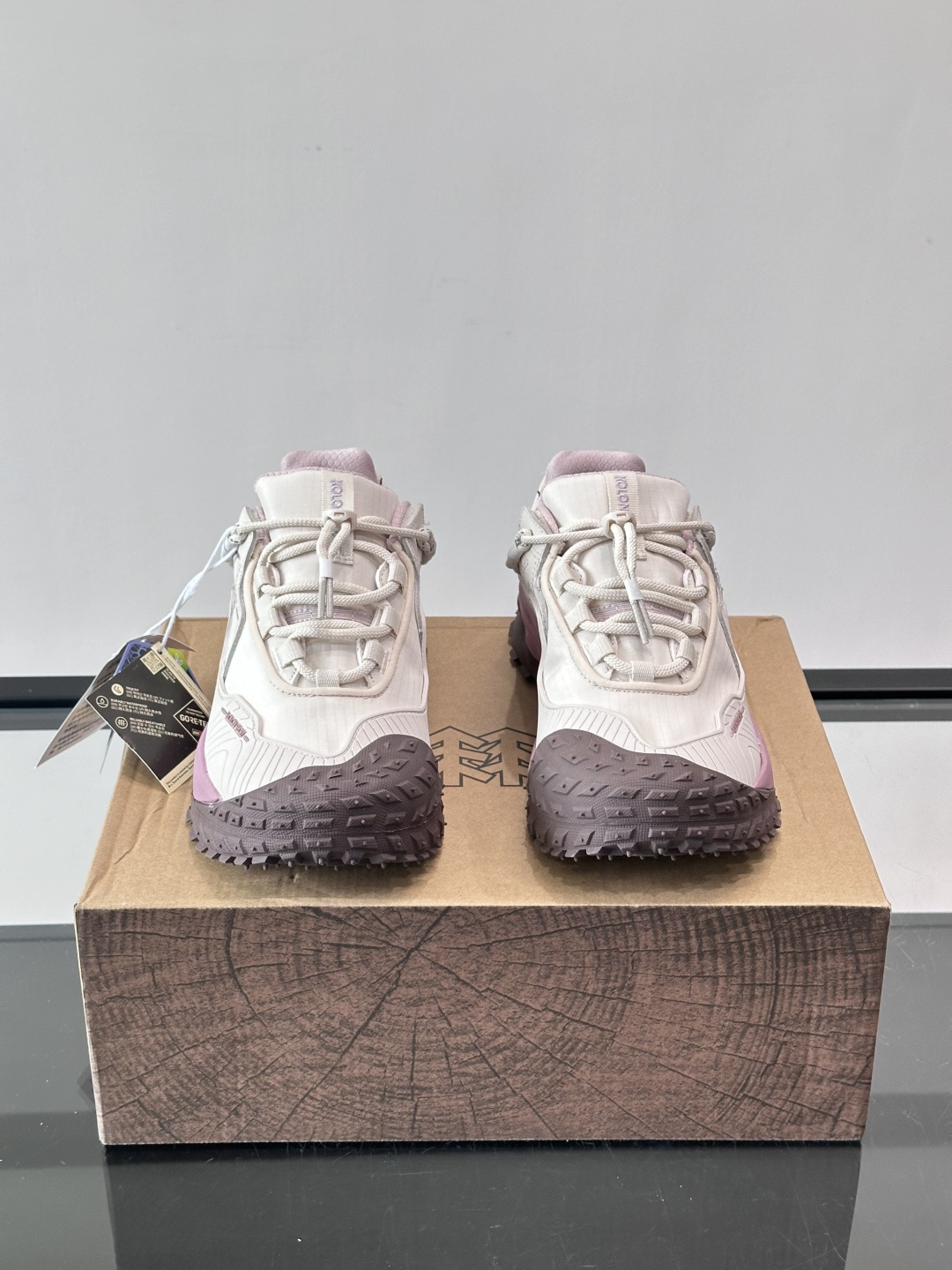 👟可隆LITCAMPMEGA徒步鞋，配色超美！GORE-TEX防水，户外雨天也不怕湿脚。Vibram大底