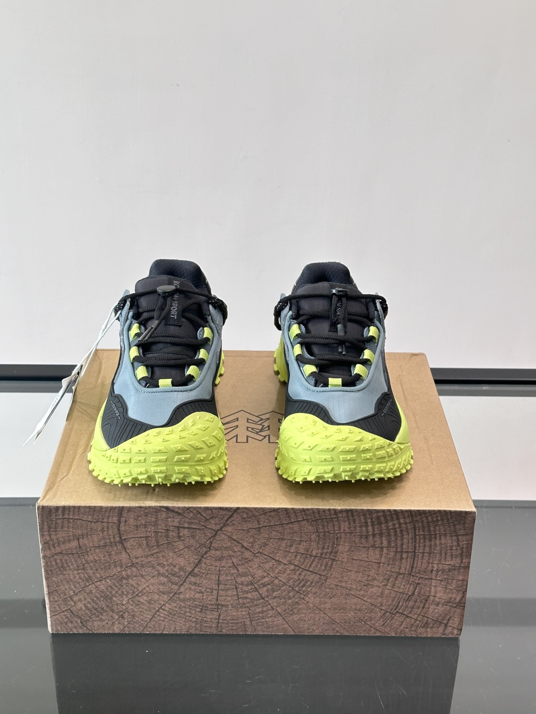👟可隆LITCAMPMEGA徒步鞋，配色超美！GORE-TEX防水，户外雨天也不怕湿脚。Vibram大底