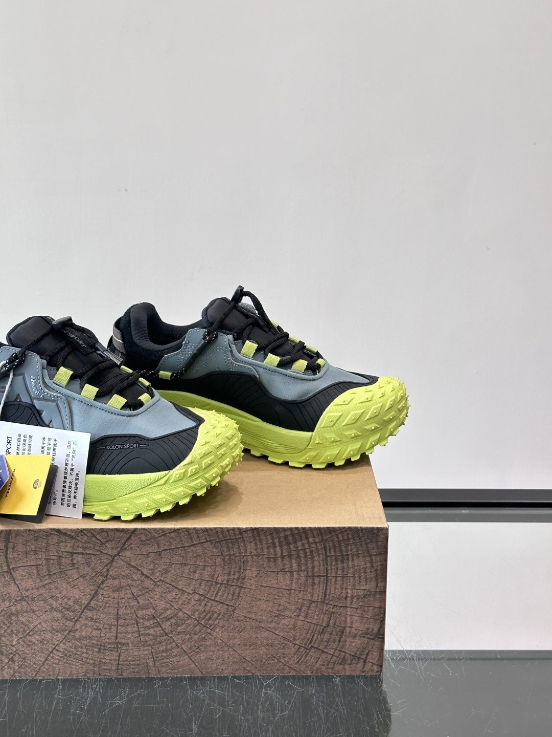 👟可隆LITCAMPMEGA徒步鞋，配色超美！GORE-TEX防水，户外雨天也不怕湿脚。Vibram大底