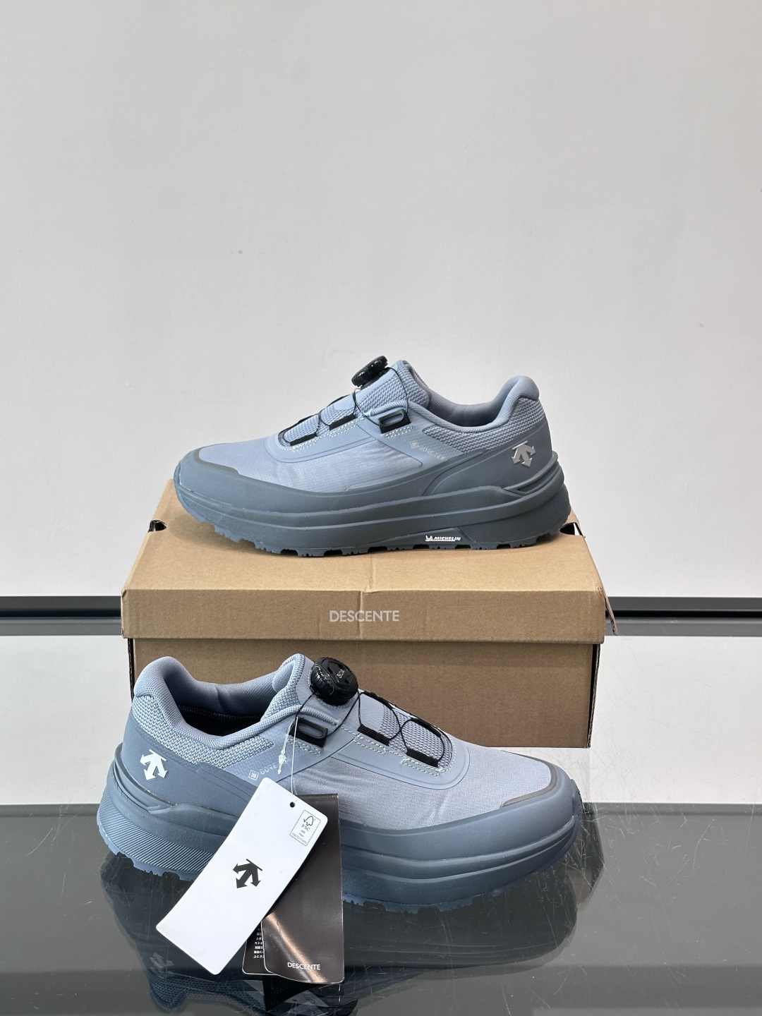 👟迪桑特CHRON TRAINER旋钮鞋，复古拼接设计，牛皮➕网布鞋面，透气又舒适。BOA旋钮系带，穿脱