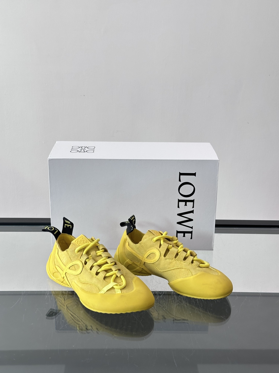 LOEWE罗意威ss26新款Loewe攀岩鞋情侣款👫劝你不要太帅😎这双罗意威新款德训训，尊嘟很喜欢呀😍鞋