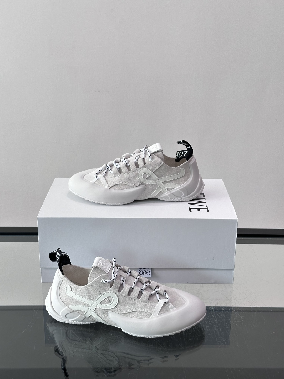 LOEWE罗意威ss26新款Loewe攀岩鞋情侣款👫劝你不要太帅😎这双罗意威新款德训训，尊嘟很喜欢呀😍鞋