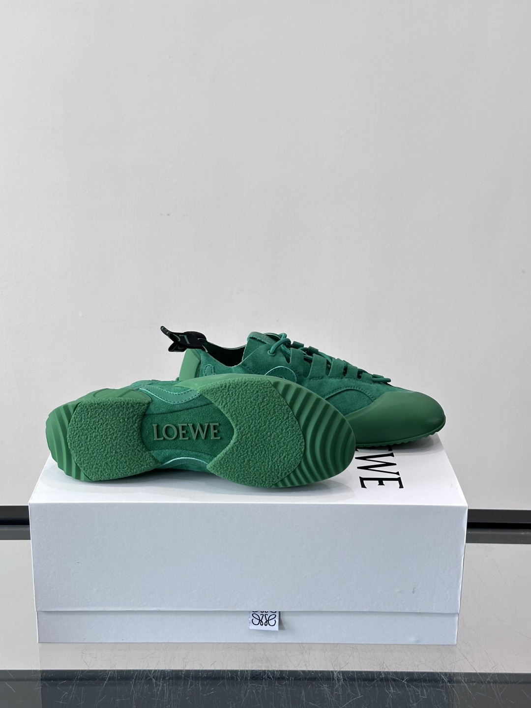 LOEWE罗意威ss26新款Loewe攀岩鞋情侣款👫劝你不要太帅😎这双罗意威新款德训训，尊嘟很喜欢呀😍鞋