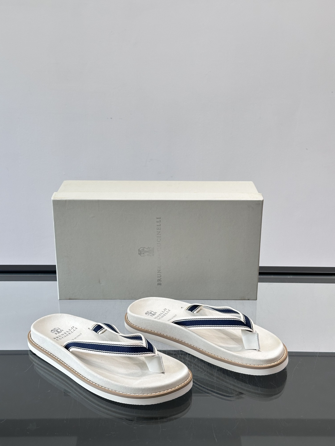 Brunello Cucinelli 男士人字拖​​👞意大利奢侈品牌Brunello Cucinelli
