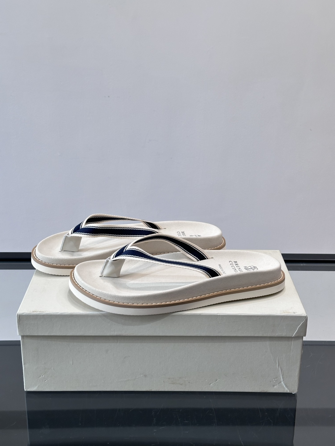 Brunello Cucinelli 男士人字拖​​👞意大利奢侈品牌Brunello Cucinelli
