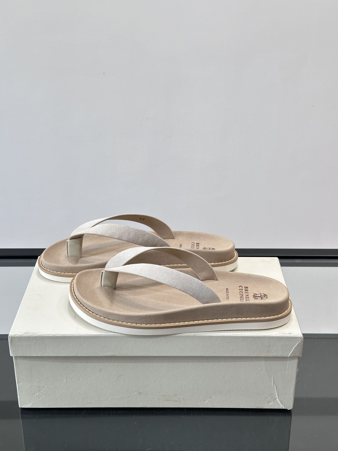 Brunello Cucinelli 男士人字拖​​👞意大利奢侈品牌Brunello Cucinelli