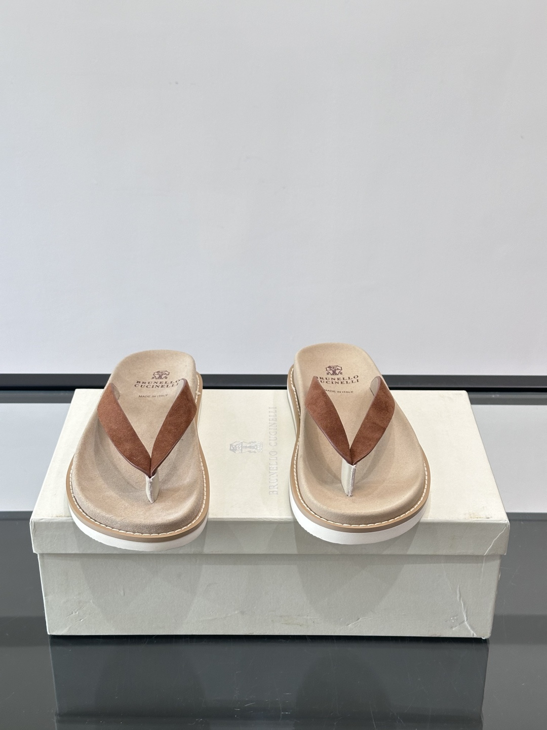 Brunello Cucinelli 男士人字拖​​👞意大利奢侈品牌Brunello Cucinelli