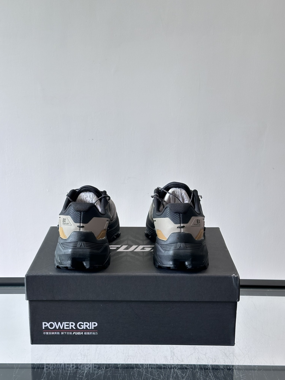 凯乐石FUGA EX3跑山鞋​​🔥凯乐石FUGA EX3跑山鞋，专为越野跑设计，配色超吸睛，夜跑也很显眼