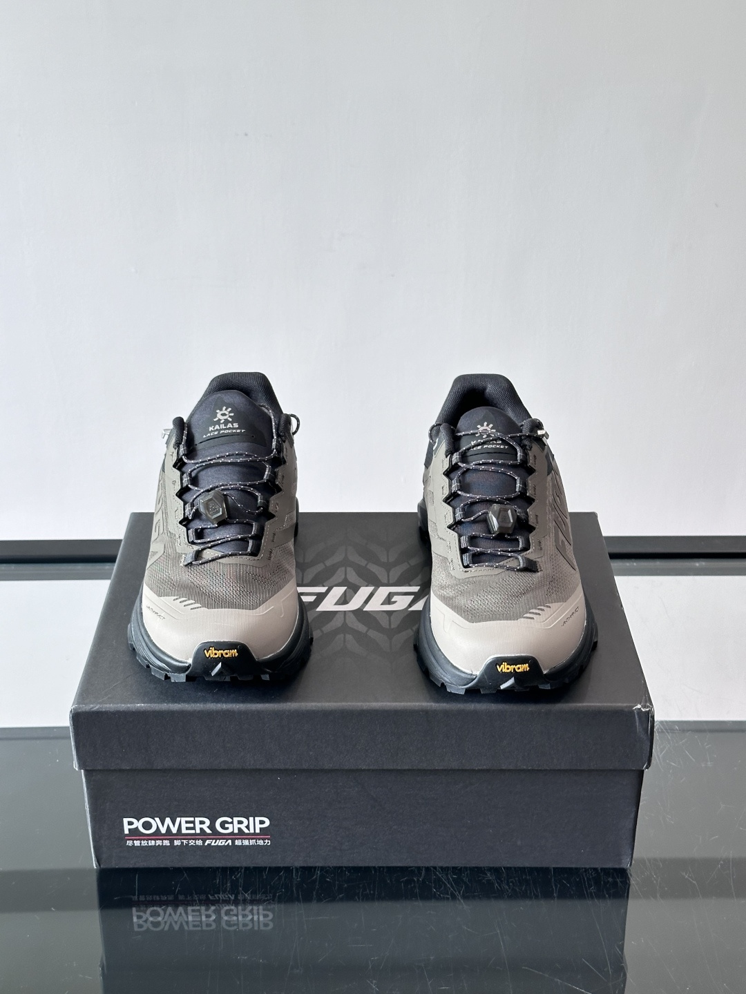凯乐石FUGA EX3跑山鞋​​🔥凯乐石FUGA EX3跑山鞋，专为越野跑设计，配色超吸睛，夜跑也很显眼