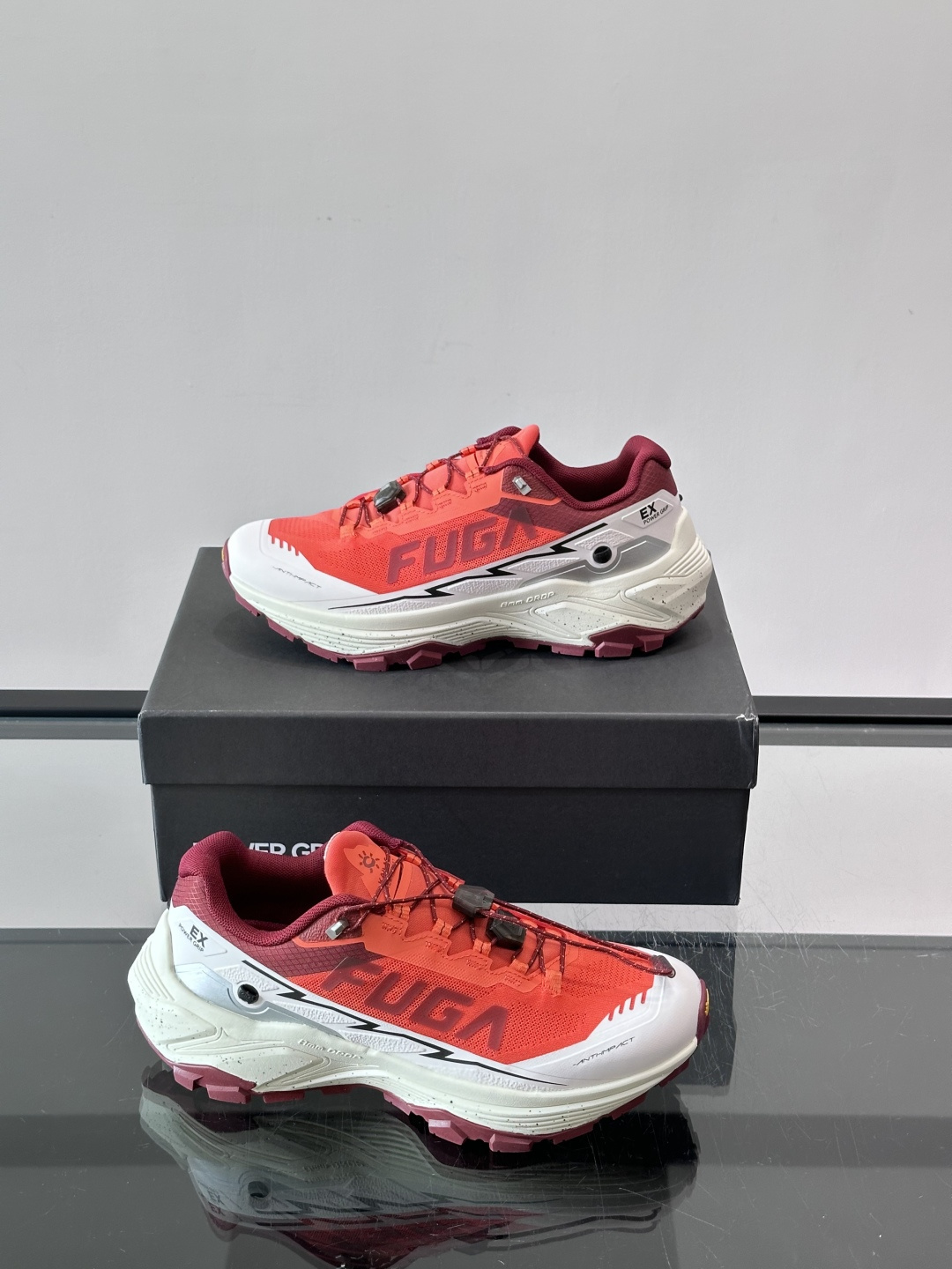 凯乐石FUGA EX3跑山鞋​​🔥凯乐石FUGA EX3跑山鞋，专为越野跑设计，配色超吸睛，夜跑也很显眼