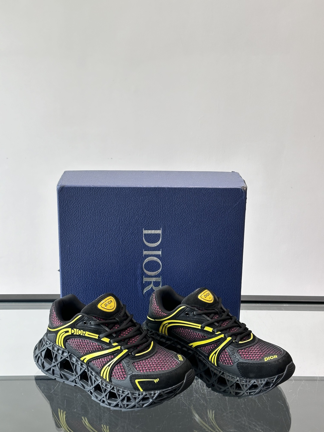 Dior 迪奥 👟B35最新款老爹运动鞋 老爹鞋 以时髦复古风格丰富经典系列。精心制作，可全年与休闲造型
